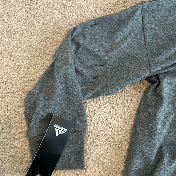 adidas Girl's Small 7/8 Heather Gray Long Sleeve Waist Crew Tee Big Kids NWT - Picture 12 of 12